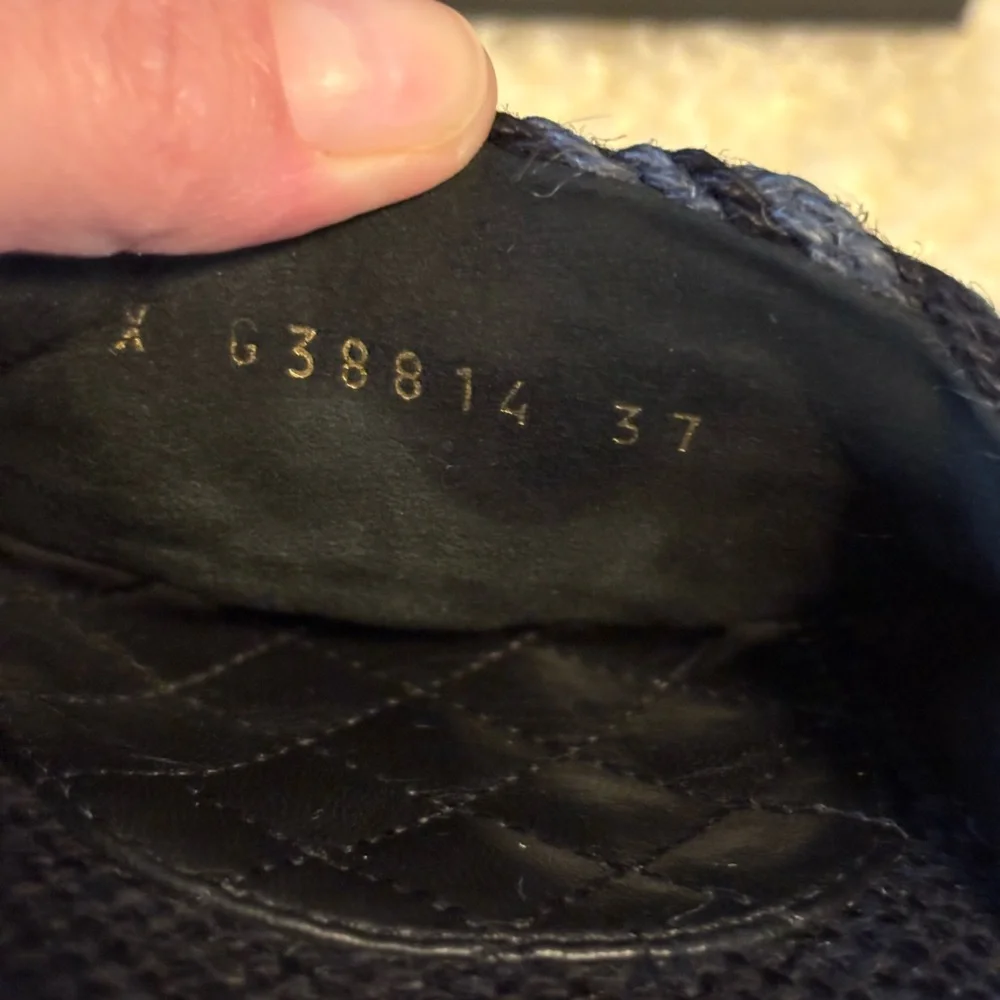 Authentic! CHANEL Braided Cord Black and Gray Woven (Slides Mules) - Picture 6 of 8